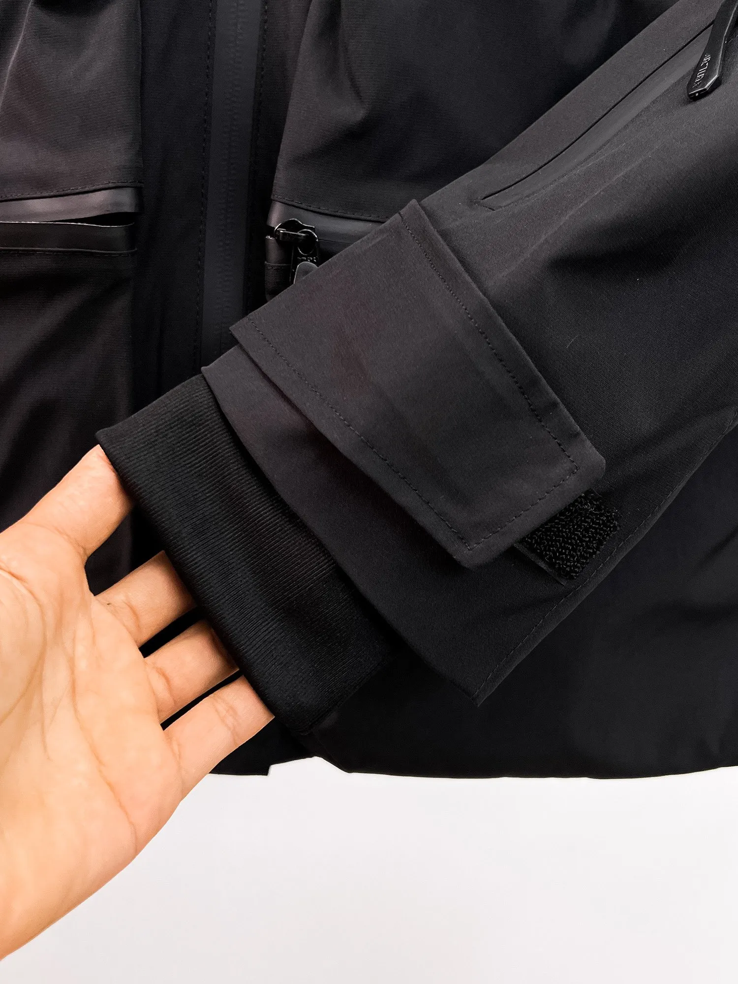 Same Style， ， 2026 New Arrival ， Original Premium Breathable ， ， ， Quality。 ， Sizes：M～3XL